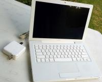White Macbook Mid 2007 13 Core2 Os10.7.5 Lion 3 Ram Hdd 80gb segunda mano   México 