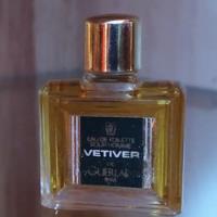 Miniatura Colección Perfum Vintage Guerlain Vetiver 4ml Etiq segunda mano   México 