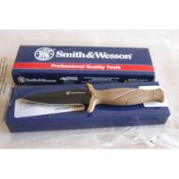 Smith & Wesson Cuchillo De Bota De Alto Carbono 6.25 Plgds., usado segunda mano   México 