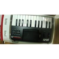 Akai Professional Synthstation 25 Keyboard  Usado En Caja segunda mano   México 