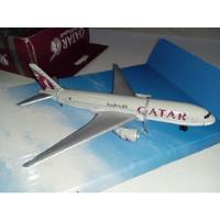 Boeing 777 Qatar Airways. Juguete De Colección.no Hot Wheels segunda mano   México 