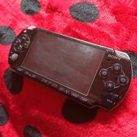 Sony Playstation Portable Psp 2000 Con 2 Gb De Juegos segunda mano   México 