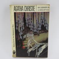 L8034 Agatha Christie -- Un Cadaver En La Biblioteca segunda mano   México 
