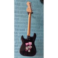 Fender Squier Hello Kitty Stratocaster segunda mano   México 